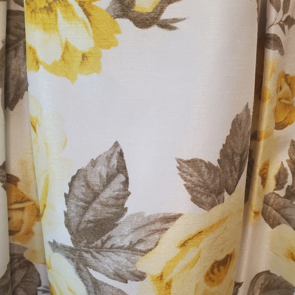 Gorgeous Jessica Howard Dress - Picture 3 of 9